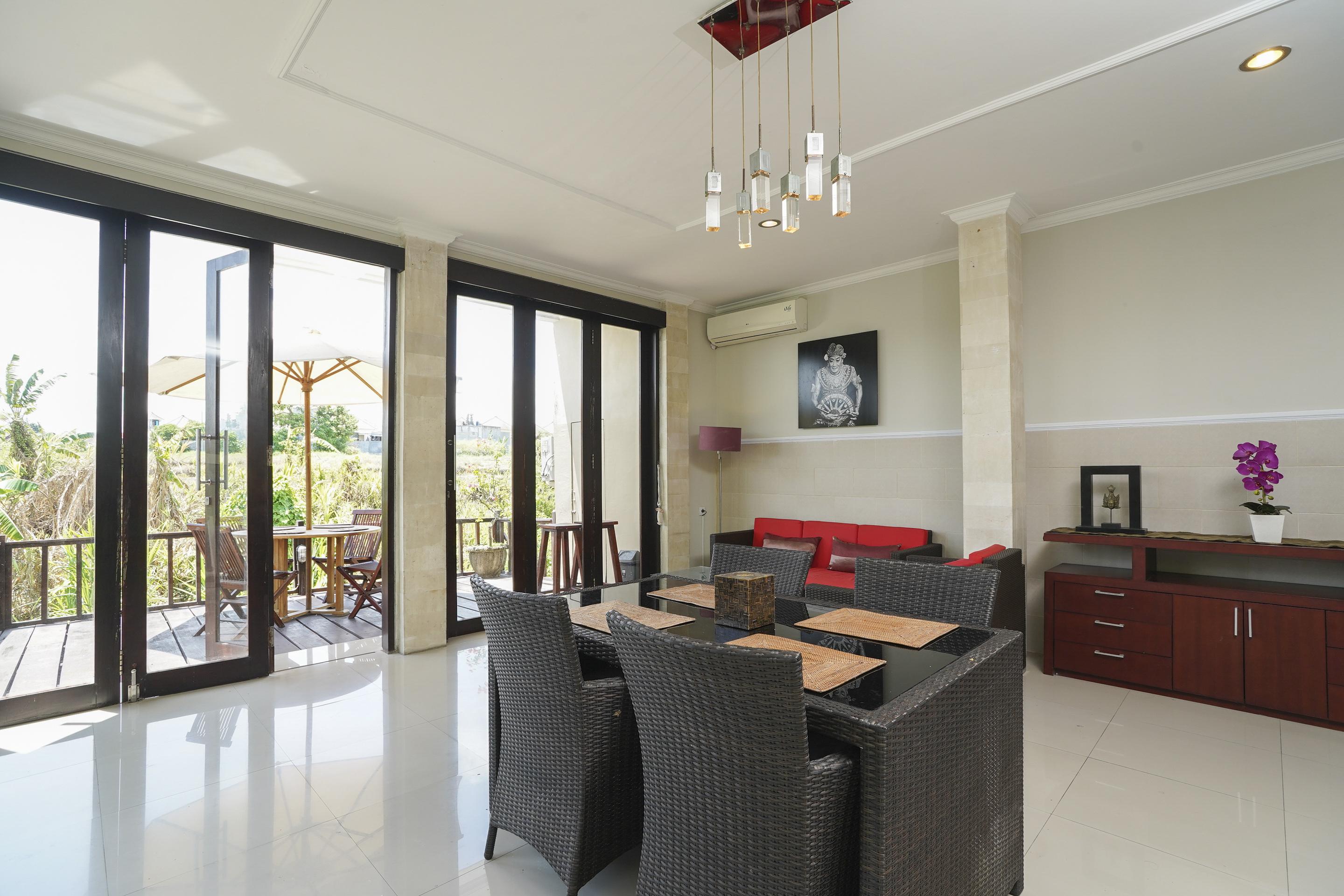 Oyo 2321 Griya Shanti Homestay Ketewel Εξωτερικό φωτογραφία