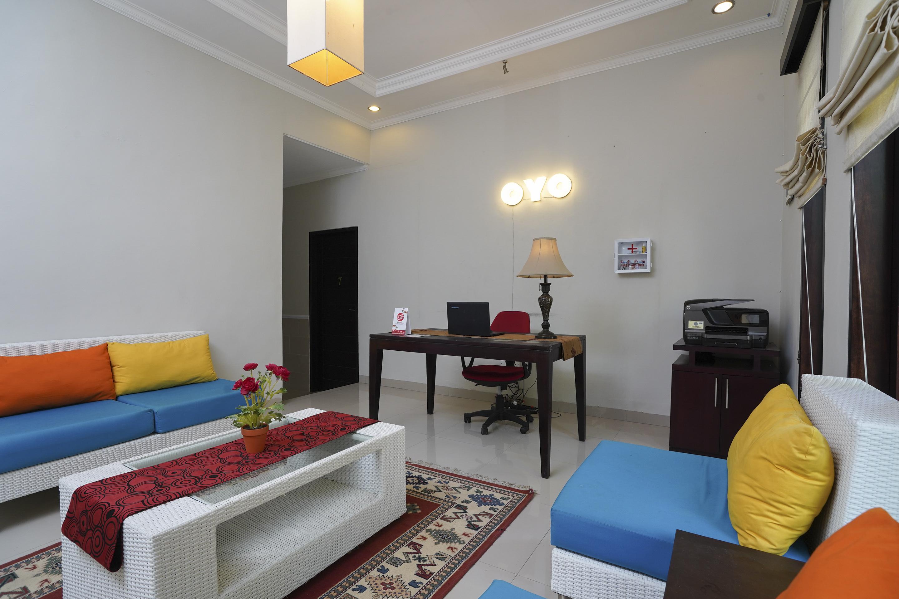 Oyo 2321 Griya Shanti Homestay Ketewel Εξωτερικό φωτογραφία